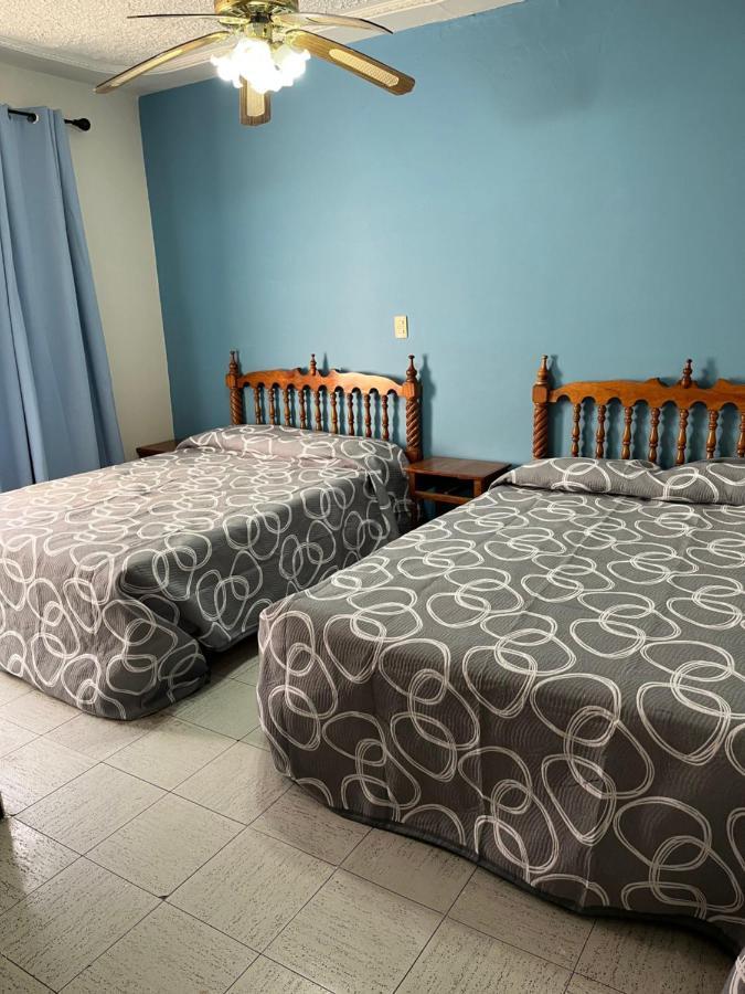 סן חואן דה לוס לאגוס Hotel Paris מראה חיצוני תמונה