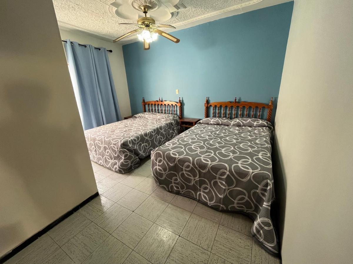 סן חואן דה לוס לאגוס Hotel Paris מראה חיצוני תמונה